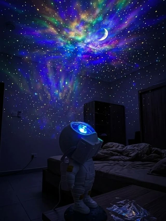 Astronaut Galaxy Star Projector, photo 2